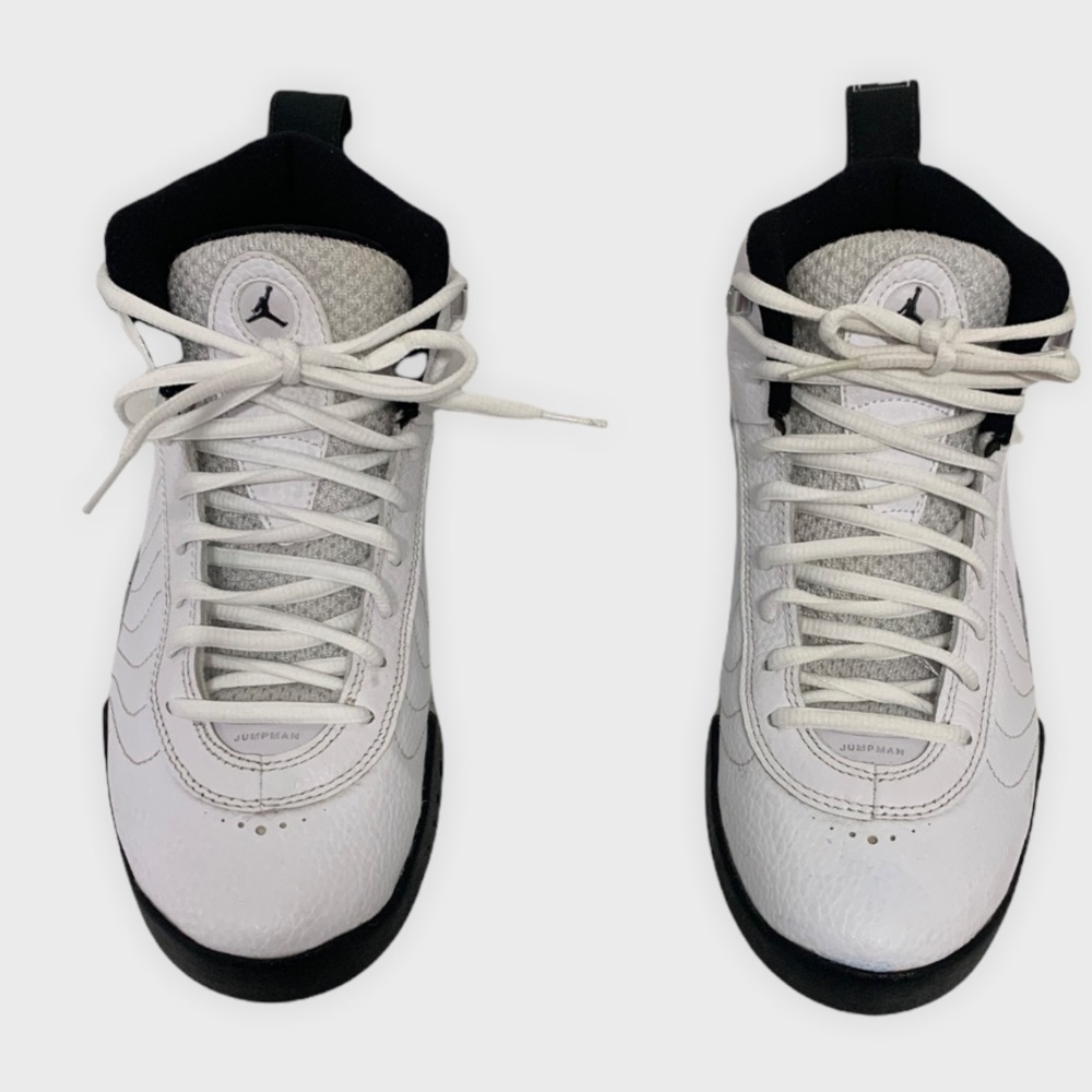 Jordan Team Sneakers